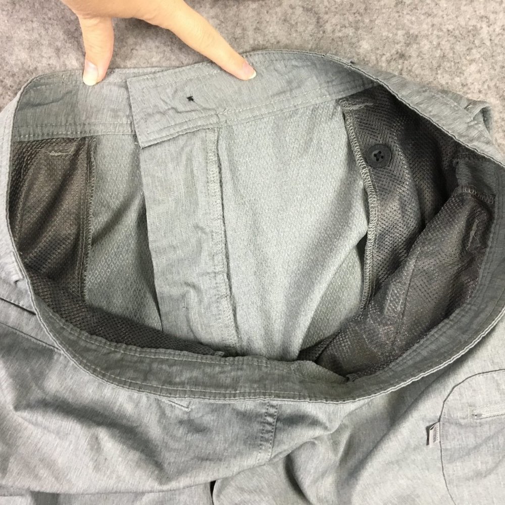 Magellan Shorts 36 Mens Fish Gear Gray Water Repellent Zipper Pocket Lightweight - Picture 11 of 15